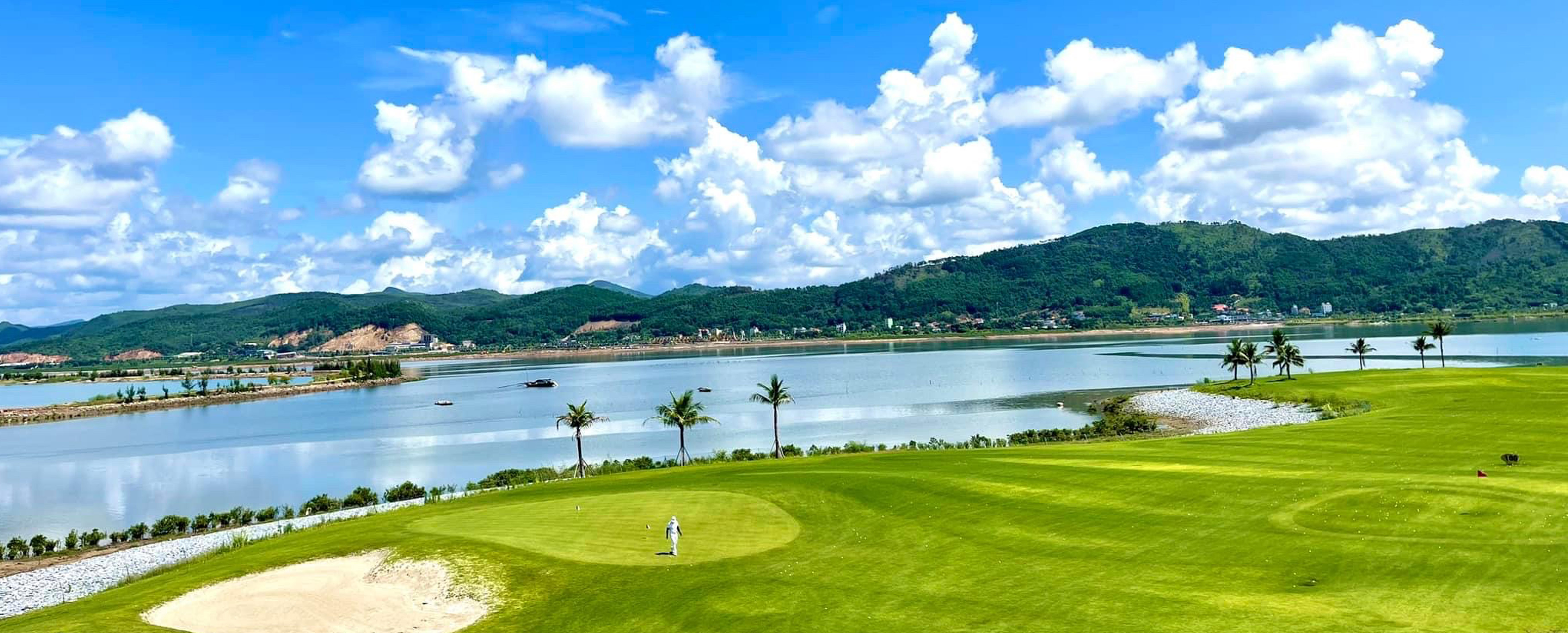 Sân tập golf Tuần Châu tại Quảng Ninh